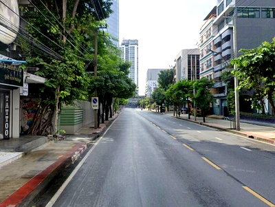 ที่ดิน ถนนพระราม 4 : ขายที่ดิน ต้นซอยเอกมัย ใกล้ BTS เอกมัย เพียง 500 เมตร