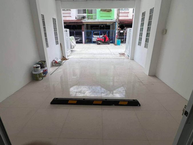 ขายทาวน์โฮม 2 ห้องนอน 16 ตร.ว. สวนทองวิลล่า 5
