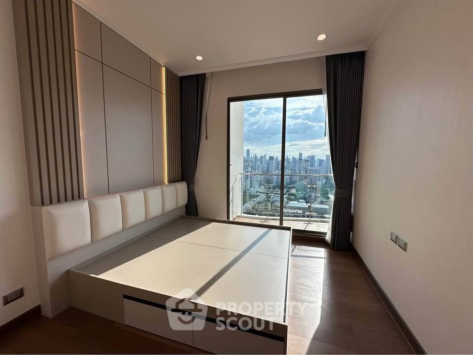 รูป ชั้น 31 ห้อง 2 ห้องนอน Supalai Oriental Sukhumvit 39 ใกล้ MRT เพชรบุรี (ID 3047457) - รูปที่ 4/7