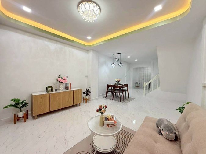 ขายทาวน์โฮม 2 ห้องนอน 16 ตร.ว. สินธานี 3