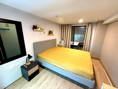 Condos for rent : Blossom Condo Sathon-Charoen Rat | Ground Floor Duplex 2BR Unit (Near BTS Surasak & Sathorn CBD) 20,000 THB / Month