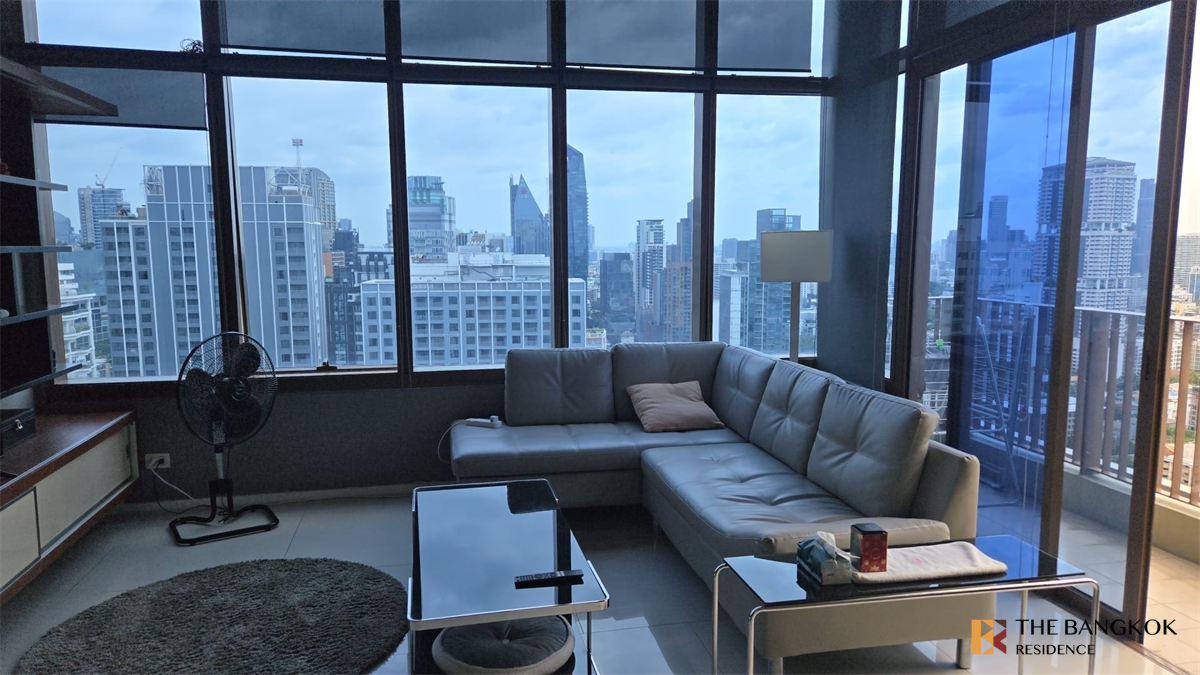 รูป ดิ เอ็มโพริโอ เพลส สะดวกสบายกับไลฟ์สไตล์สุด Luxury - รูปที่ 2/9