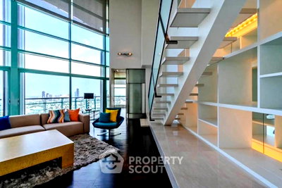 Condos for rent : 381 Sqm 5-BR Chatrium Riverside Condominium Near BTS Saphan Taksin (ID 3220834)