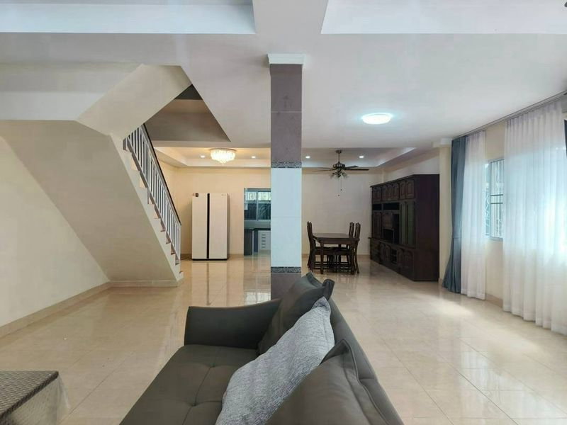 รูป ให้เช่า Villa Park Village Sukhumvit (3 ห้องนอน & 3ห้องน้ำ) - รูปที่ 3/19
