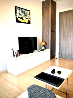 Condos for rent : 🚩 For Rent Condo URBANO ABSOLUTE SATHON - TAKSIN Building 1, Floor 15,Studio, Room size 30.00 sqm