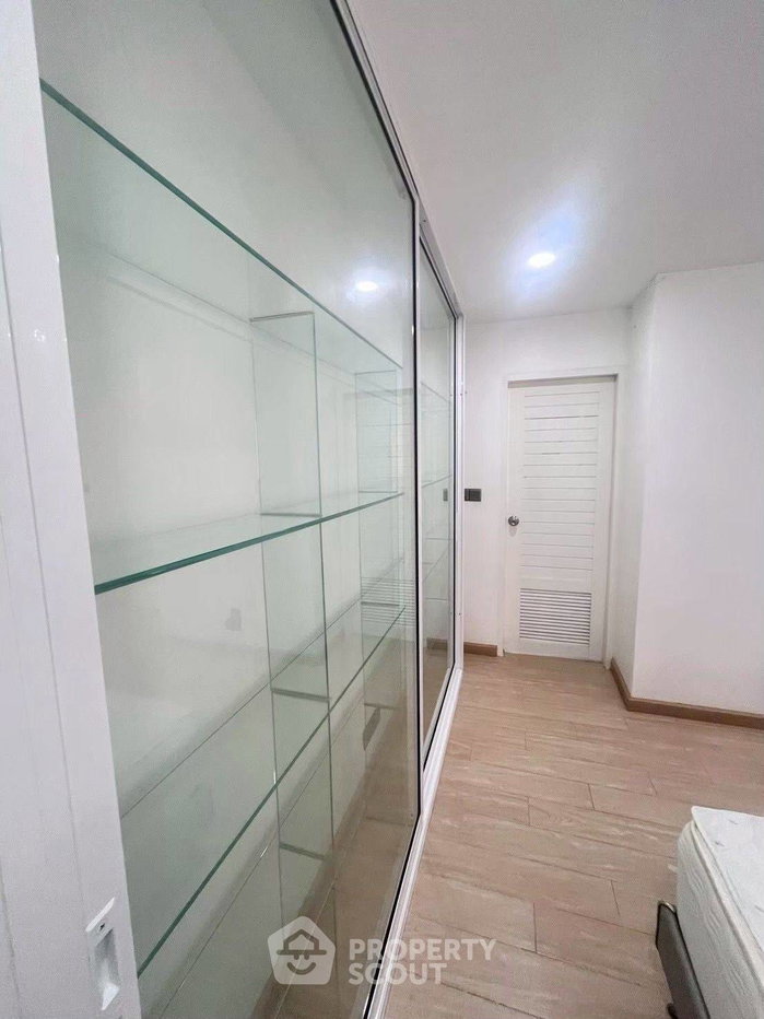 picture Pet-Friendly 2-BR 300m To BTS Thong Lor | Top View Tower (ID 3238524) - 7/21
