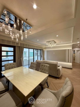 คอนโด 3 ห้องนอน ชั้น 24 Top View Tower ใกล้ BTS ทองหล่อ (ID 3239256)