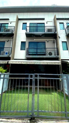 ทาวน์โฮม กรุงเทพมหานคร : 📌 ขายทาวน์เฮาส์ โครงการ บ้านกลางเมือง รามอินทรา 3 ชั้น 2 ห้องนอน 3 ห้องน้ำ