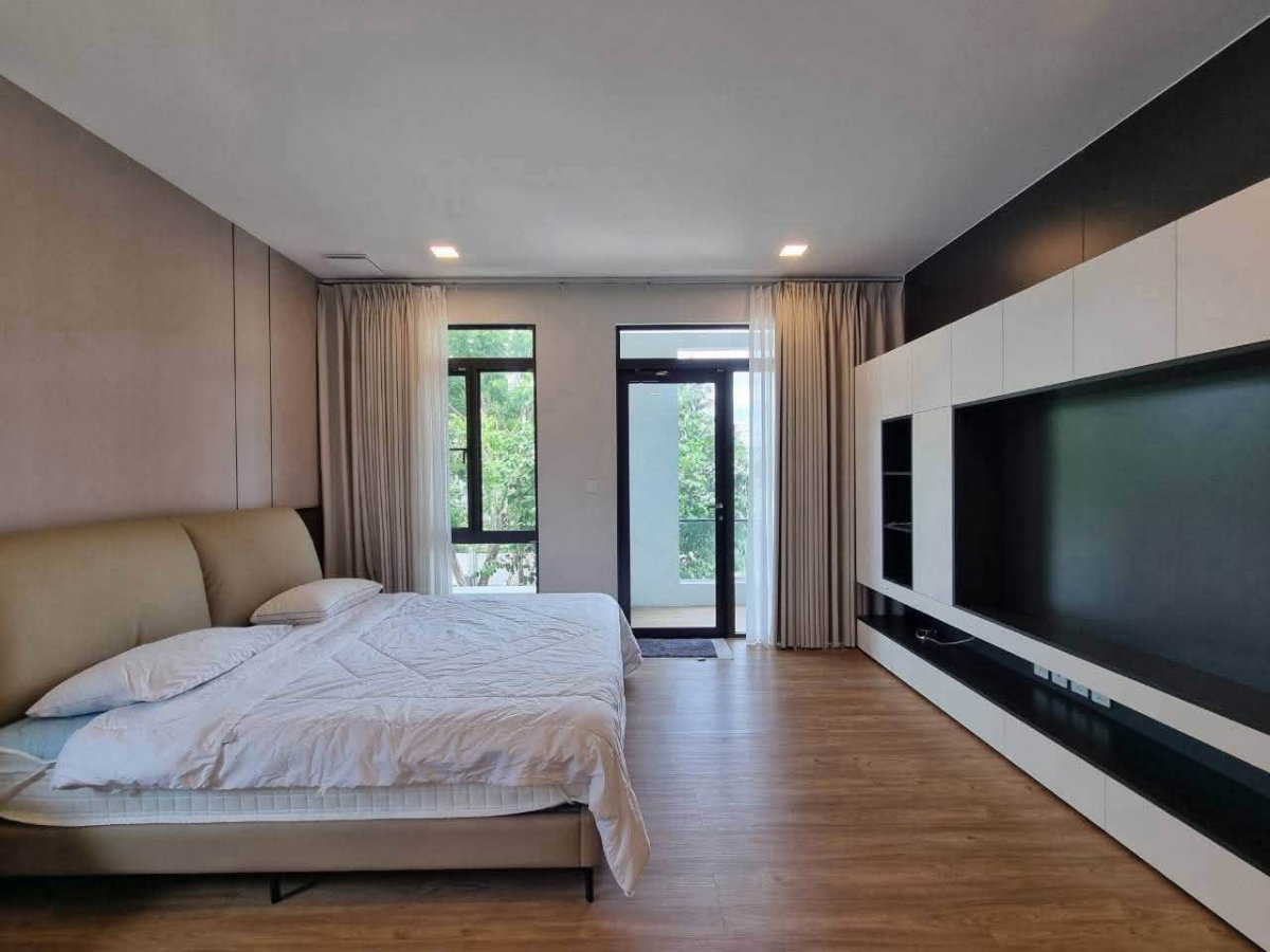 รูป ให้เช่า บ้านเดี่ยว Mantana Bangna Km.15 | บ้านพรีเมียม 288 ตร.ม. | 4 ห้องนอน 5 ห้องน้ำ | ใกล้ Mega Bangna - รูปที่ 5/10