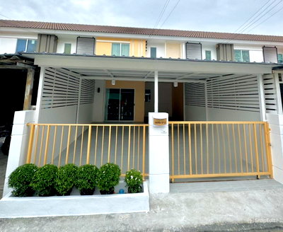 Townhouses for rent Bangkok : 🏡✨ Beautiful Townhouse for Rent – Fully Furnished & Move-in Ready!
