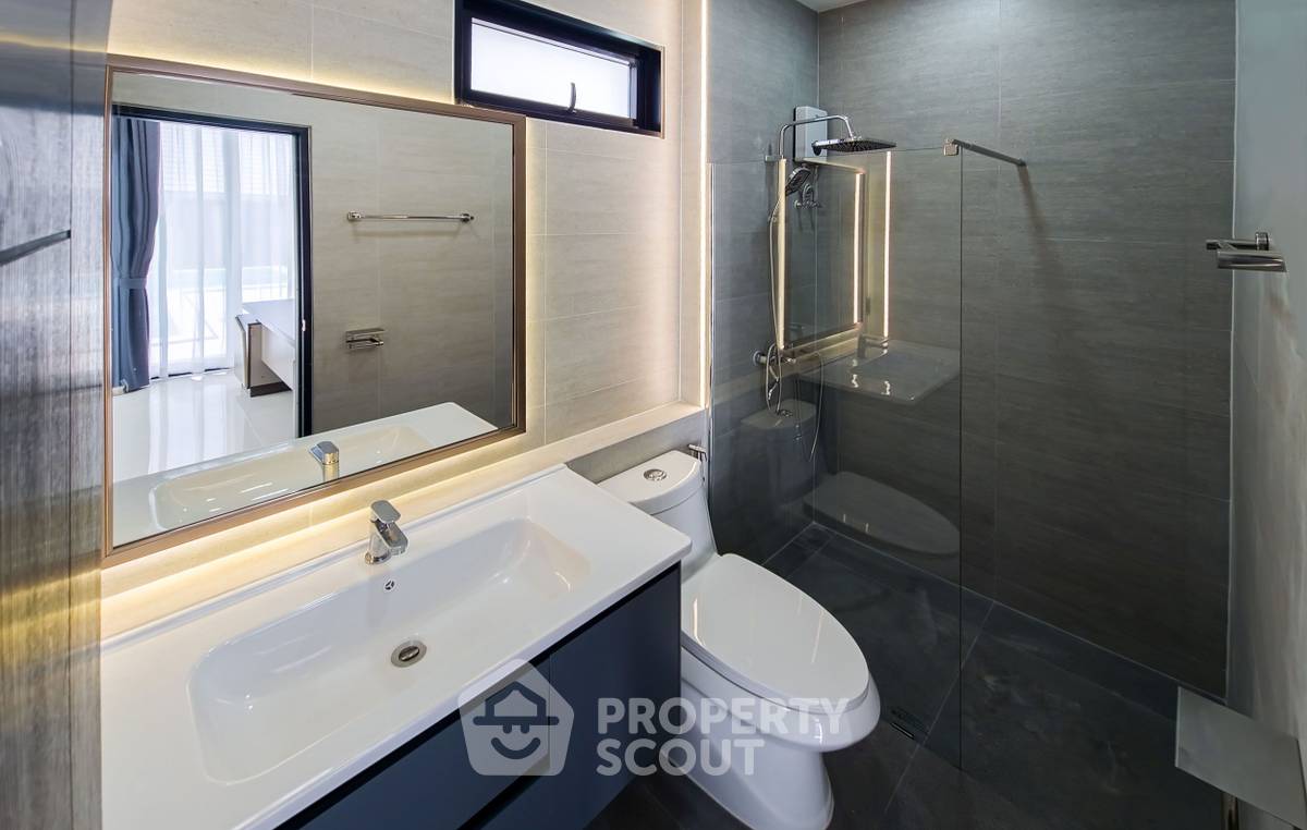 รูป วิลล่า 4-ห้องนอน ใน หินเหล็กไฟ (ID 3079474) - รูปที่ 4/23