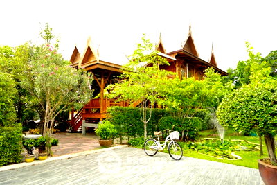 Houses for rent Bangkok : Spacious 4-BR 412 Sqm House For Rent In Saen Saep, Min Buri (ID 3241508)