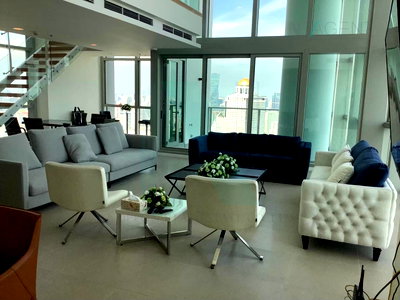 Condos for rent : For Rent Condo THE RIVER Building 1, Floor 67,Duplex 3 bed room, Room size 410 sqm