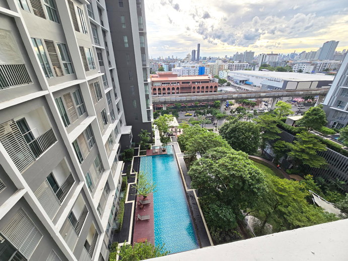 รูป 🔥ให้เช่าถูก🔥 ห้องสวย สภาพใหม่มาก มีเครื่องซักผ้า วิวสระว่ายน้ำ ที่ Ideo Mobi Sukhumvit 81 - รูปที่ 11/11