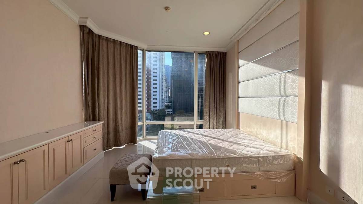 รูป คอนโด 3 ห้องนอน Royce Private Residences ใกล้ MRT สุขุมวิท (ID 3125004) - รูปที่ 7/11