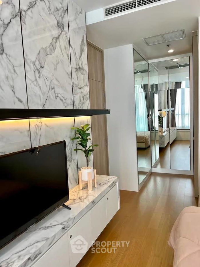 รูป คอนโด 2 ห้องนอน Noble Ploenchit ใกล้ BTS เพลินจิต 100 เมตร (ID 3031842) - รูปที่ 8/12