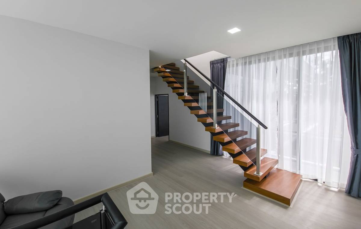 รูป วิลล่า 4-ห้องนอน ใน หินเหล็กไฟ (ID 3079474) - รูปที่ 11/23