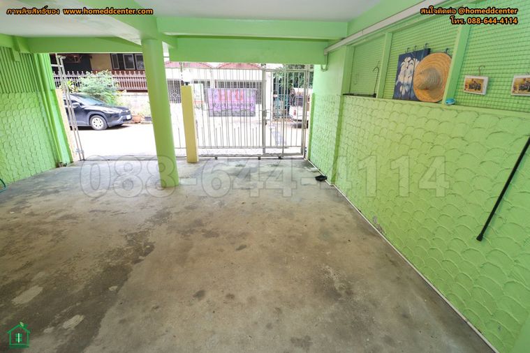 3-bed townhouse for sale, 240 sqm, 35 sq wah, Watthana