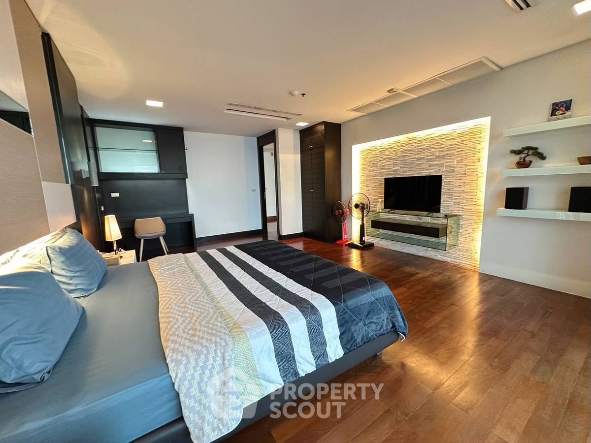 picture Spacious 2-BR 187 Sqm At Ananya Naklua Condominiums (ID 3243180) - 12/20
