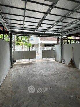 รูป ทาวน์เฮาส์ 2 ห้องนอน ให้เช่าในสุขุมวิท | BTS เอกมัย (ID 3241959) - รูปที่ 4/27