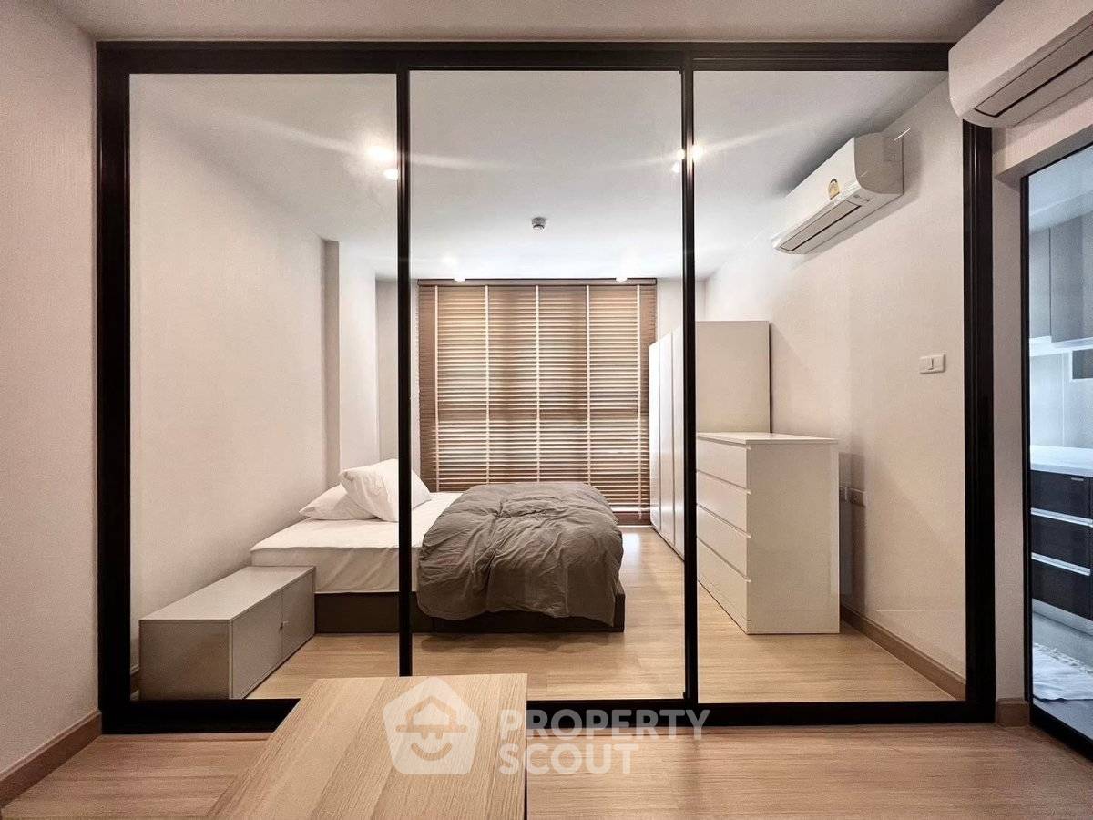 picture 1-BR Condo At Supalai Prime Rama 9 In Bang Kapi (ID 3242707) - 2/5