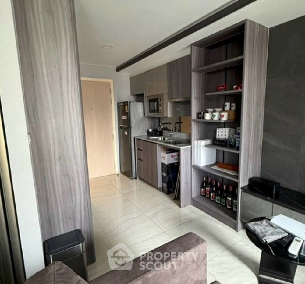 picture 1-BR 35 Sqm Walden Asoke Near MRT Sukhumvit (ID 3240476) - 2/8