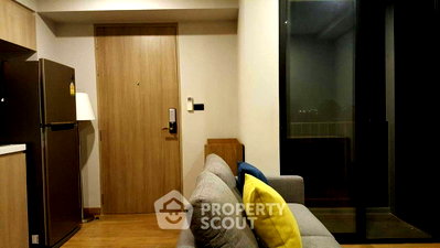 Condos for rent : 1-BR Fynn Aree Condo For Rent Near BTS Ari (ID 3242192)
