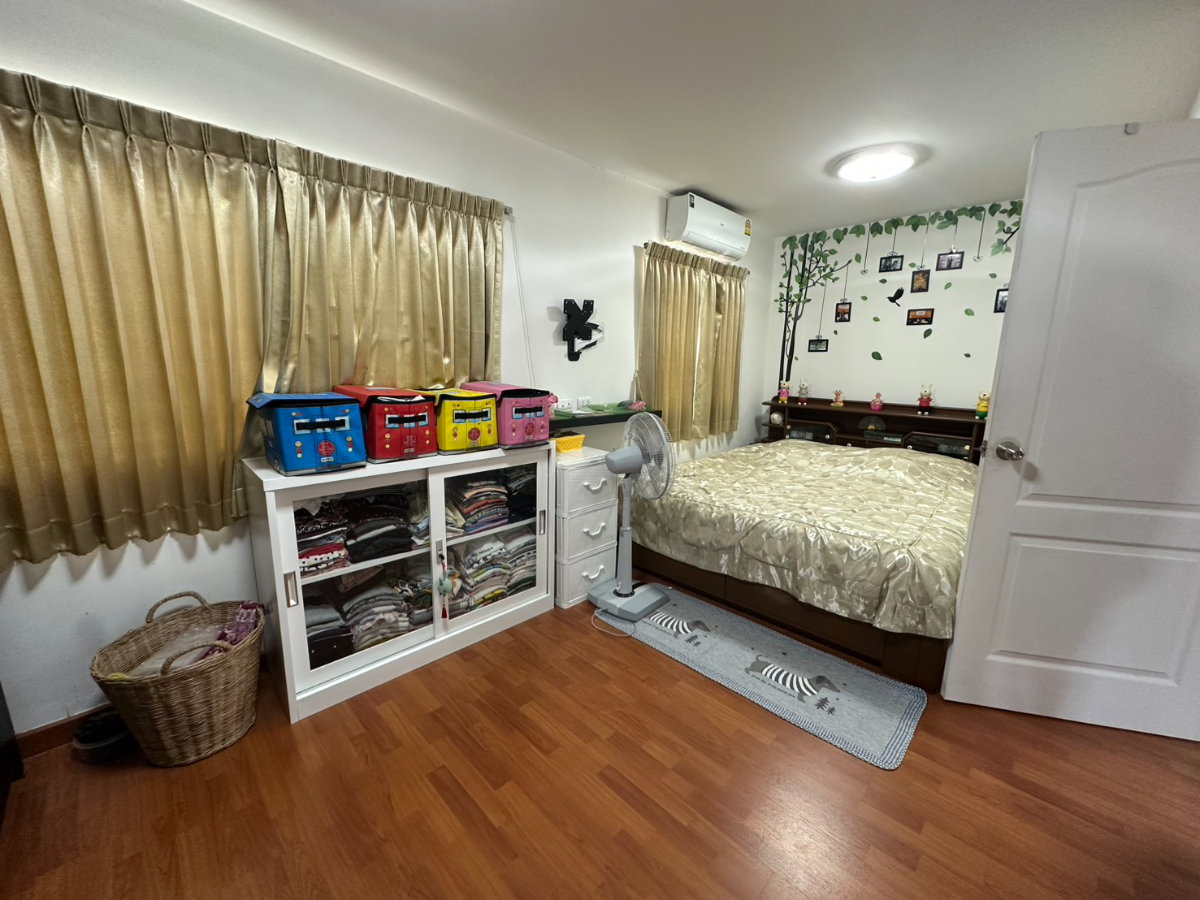 รูป ขายทาวน์โฮมหลังริม 4 ห้องนอน โซนต้นโครงการ Lio Bliss (Lalin Town) เทพารักษ์–ตำหรุ | เพียง 2.75 ล้านบาท - รูปที่ 10/15