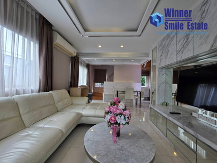 รูปภาพ Single house for rent, Passorn Prestige Luxe Pattanakarn, 3 bedrooms, 2 bathrooms, Soi Pattanakarn 44.