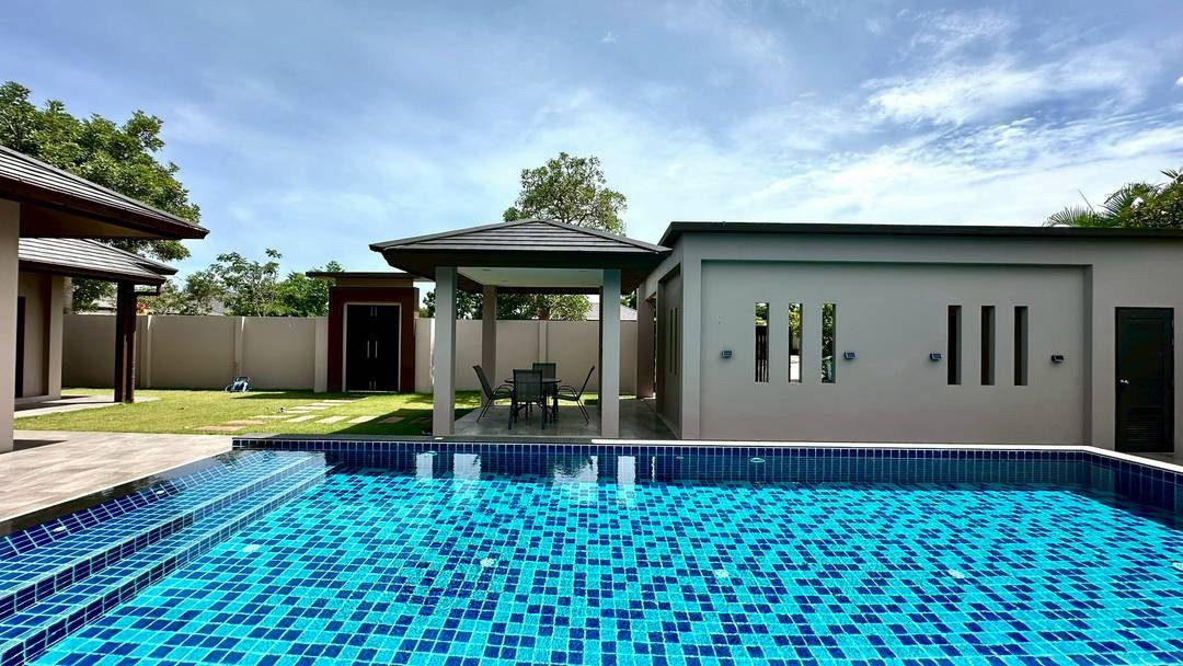 รูป ขายบ้านพูลวิลล่าพัทยา ตำตำแหน่งที่สวยที่สุดในโครงการ - รูปที่ 2/21