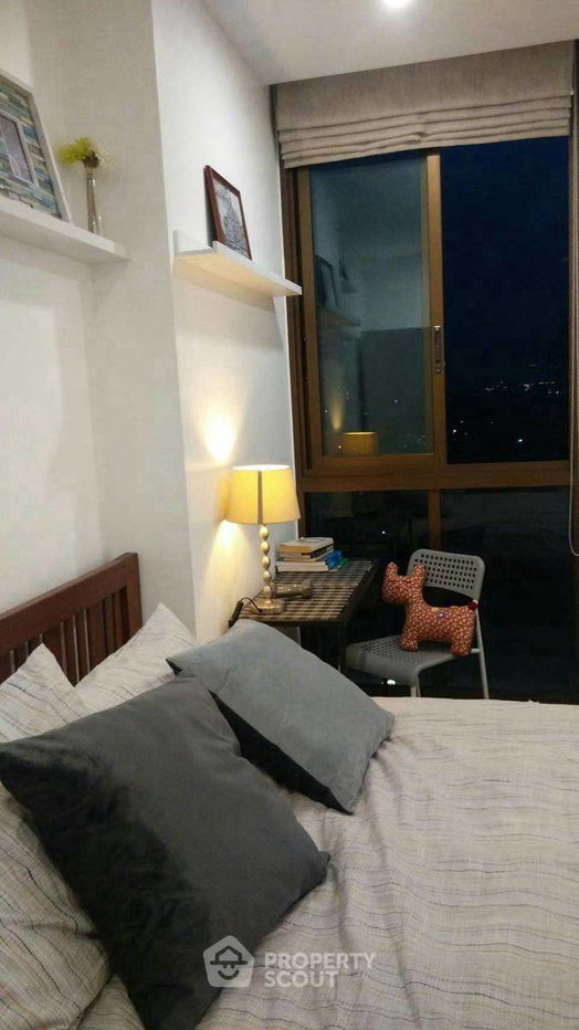 รูป ใกล้ BTS Krung Thon Buri เพียง 100 ม. | คอนโด 1 ห้องนอน Ideo Sathorn-Taksin (ID 3242561) - รูปที่ 2/9
