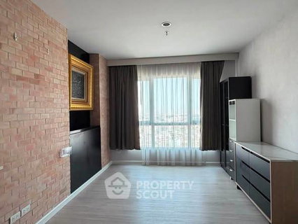 23rd-Floor 2-BR Condo At Hive Taksin Near BTS Wongwian Yai (ID 3241750)