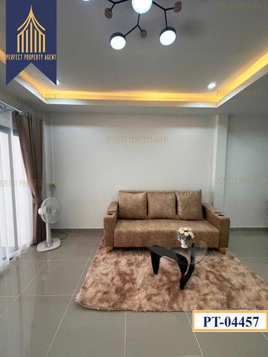 ขายทาวน์โฮม 2 ห้องนอน 100 ตร.ม. 18.5 ตร.ว. เขตลาดกระบัง