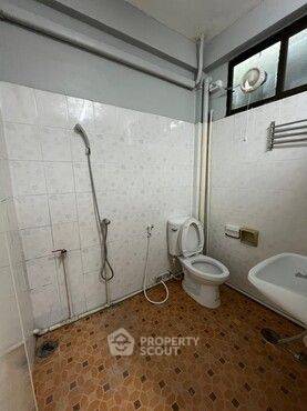 รูป ทาวน์เฮาส์ 2 ห้องนอน ให้เช่าในสุขุมวิท | BTS เอกมัย (ID 3241959) - รูปที่ 10/27