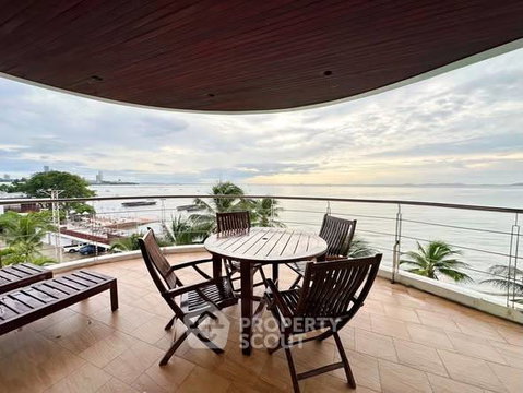 Spacious 2-BR 187 Sqm At Ananya Naklua Condominiums (ID 3243180)