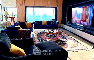 Condos for sale : 3-BR Condo at Circle Living Prototype New Petchburi near MRT Phetchaburi (ID 3243174)