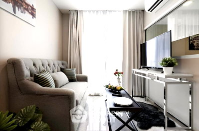 Condos for sale : 1-BR Condo At Bless Residence Ekkamai Near ARL Ramkhamhaeng (ID 3241801)