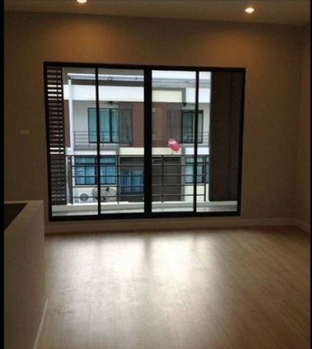 3-bed house for rent, 10 sqm, 18 sq wah, Nong Khaem