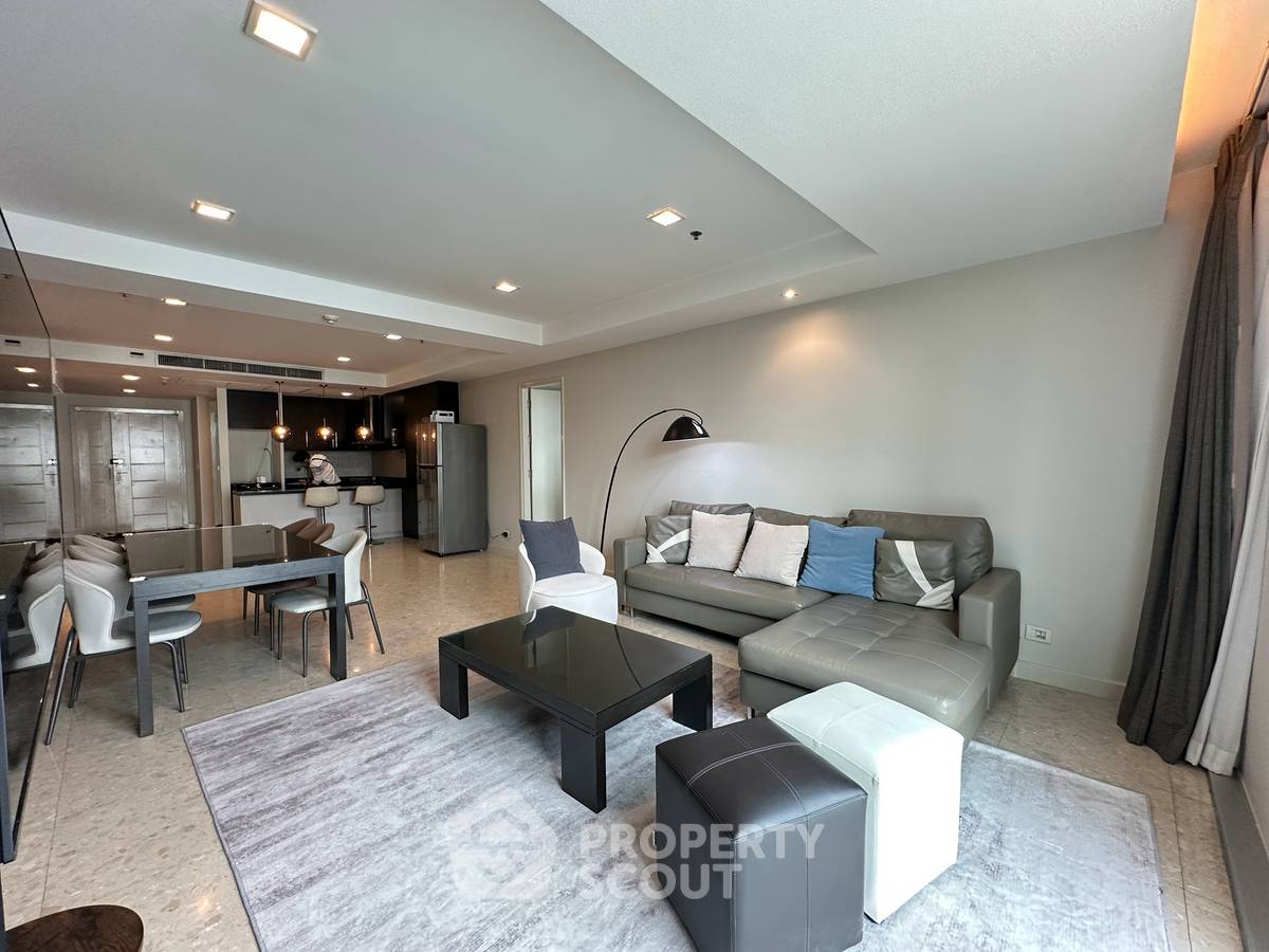 รูป ใกล้ BTS เอกมัย เพียง 60 ม. | คอนโด 3 ห้องนอน 137 ตร.ม. Nusasiri Grand Condominium (ID 3243893) - รูปที่ 2/15