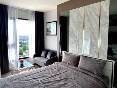 Condos for rent : Life Sukhumvit                  62 