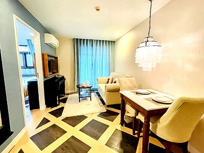 Condos for sale : 1 Bed Condo for Sale Espana Condo Resort Pattaya Pool View