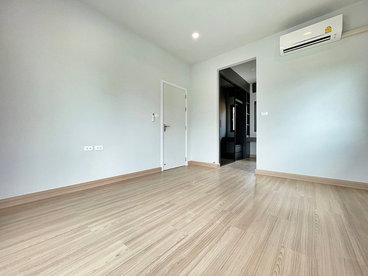 picture For Rent Grand Britania Bangna KM.12  - 9/19