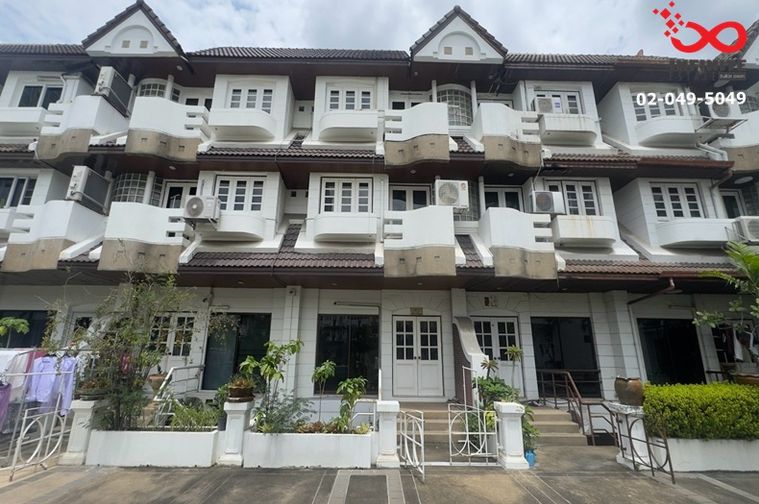 4-bed townhouse for sale, 270 sqm, 25 sq wah, Regent 71 Place