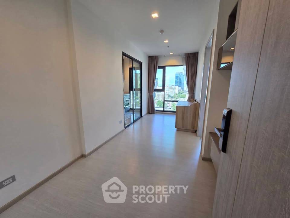 รูป คอนโด 1 ห้องนอน Rhythm Sukhumvit 36-38 ใกล้ BTS ทองหล่อ (ID 3243344) - รูปที่ 2/6