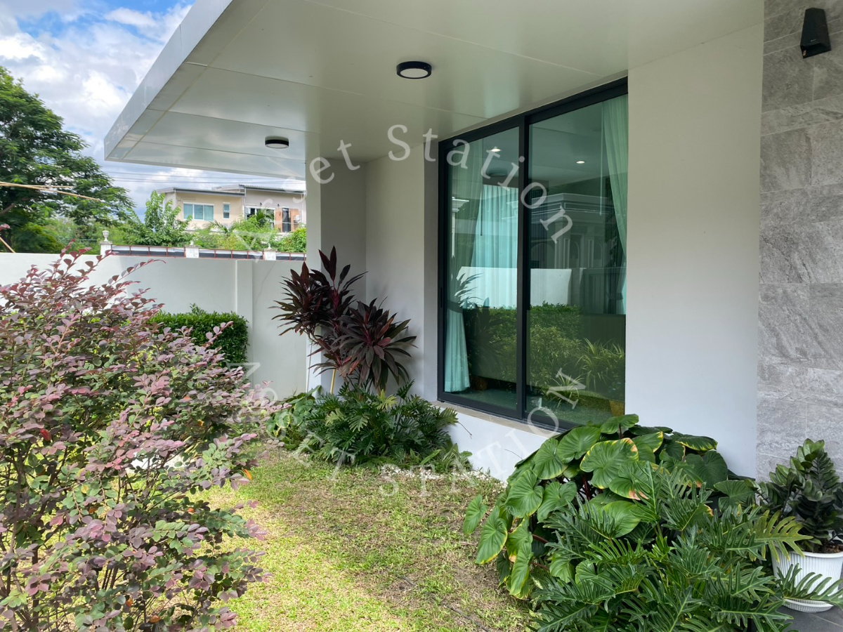 picture ST. MORITZ Vibhavadi, near Bang Bua BTS Station and Sripatum University. - 2/12