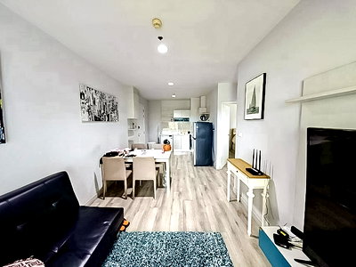 Condos for sale : 2 Bedroom Condo for Sale Centric Sea Pattaya Garden View