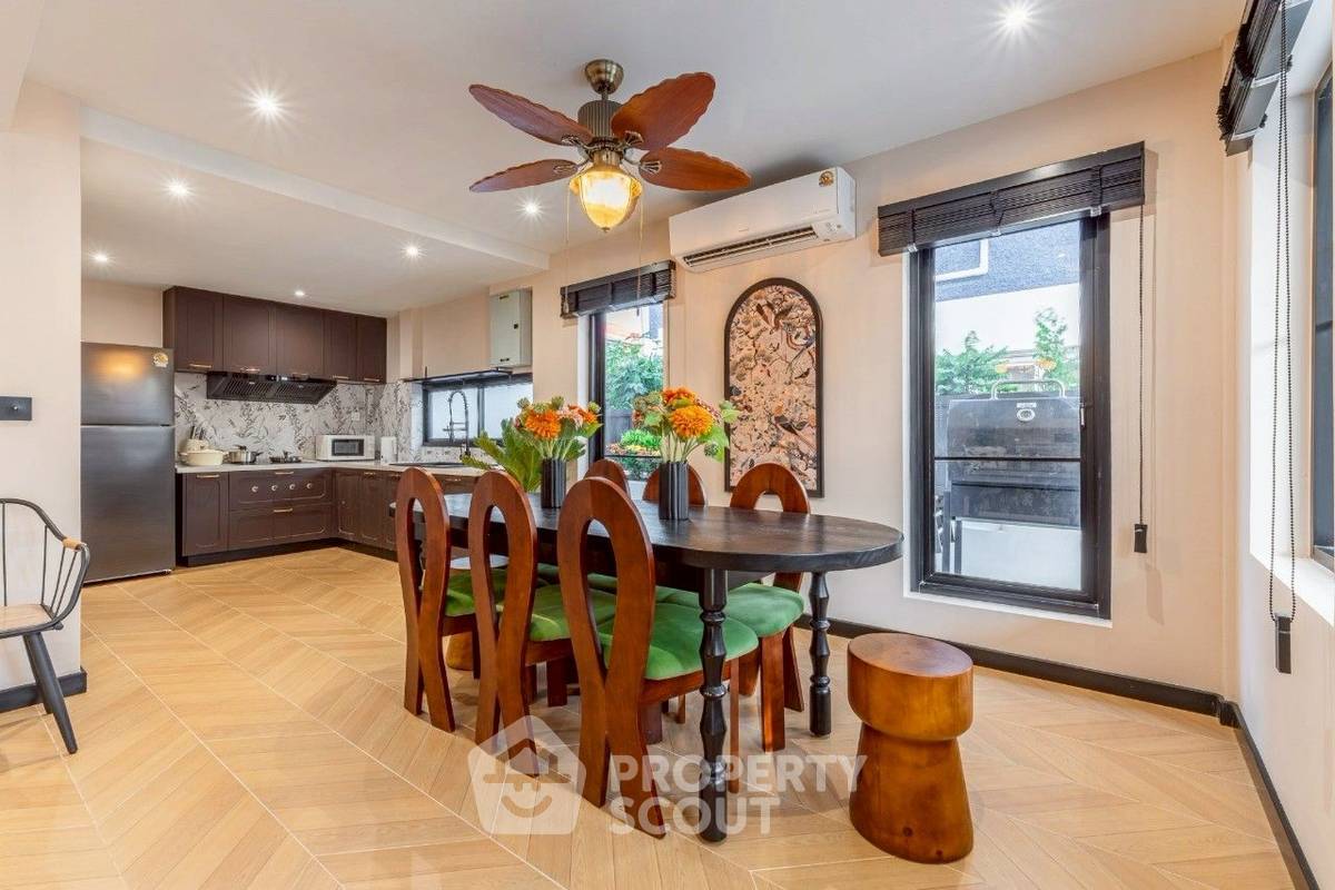 picture Pet-Friendly 4-BR Villa, 200 Sqm, Jomtien Beach (ID 2365967) - 11/26