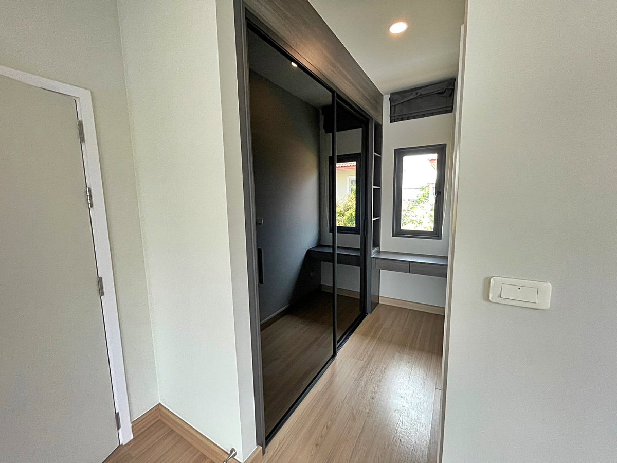 picture For Rent Grand Britania Bangna KM.12  - 11/19