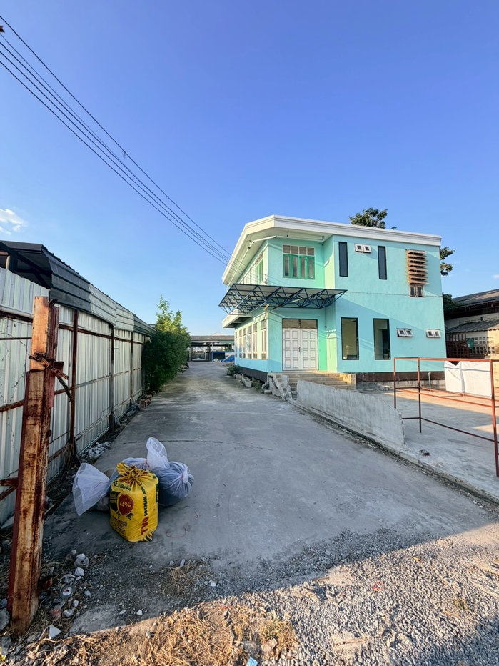 รูป ที่ดินบางบอน3 พร้อมโครงบ้าน ติดถนน  - รูปที่ 3/3