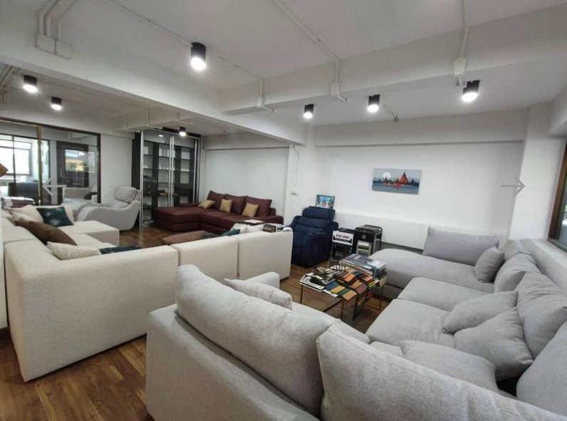 รูป ให้เช่าอาคารสำนักงาน อ่อนนุช 70/1 | 4.5 ชั้น | พื้นที่ใช้สอย 675 ตร.ม. | มีรั้วส่วนตัว | เหมาะทำ Office / Showroom / Clinic / Online Warehouse - รูปที่ 4/14
